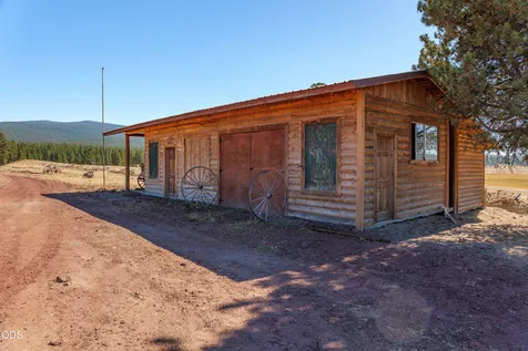 300 Road 49 Silverlake Highway Chiloquin OR 97624
