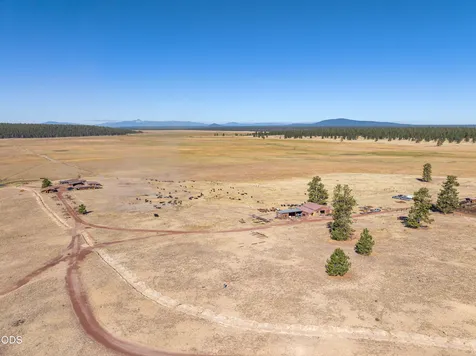 300 Road 49 Silverlake Highway Chiloquin OR 97624