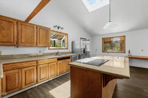 2350 Galls Creek Road Gold Hill OR 97525