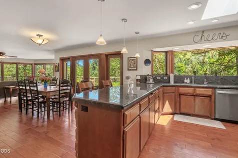 11178 E Evans Creek Road Rogue River OR 97537
