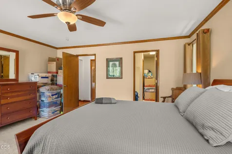 11178 E Evans Creek Road Rogue River OR 97537