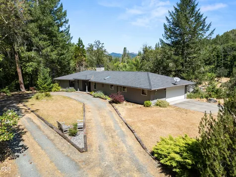 11178 E Evans Creek Road Rogue River OR 97537