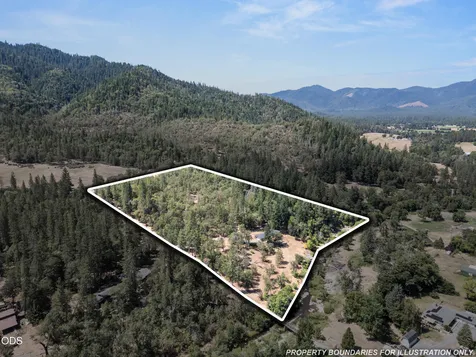 11178 E Evans Creek Road Rogue River OR 97537