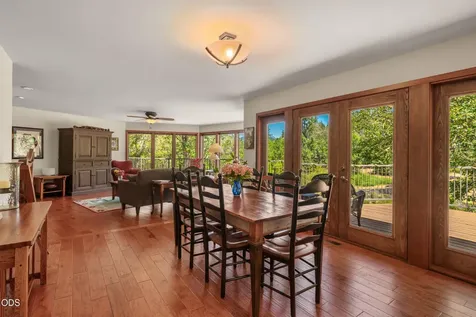 11178 E Evans Creek Road Rogue River OR 97537