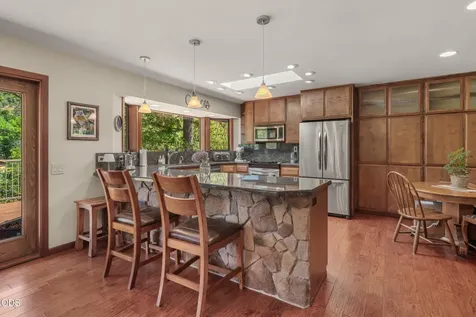 11178 E Evans Creek Road Rogue River OR 97537