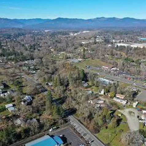 5040 Monument Drive Grants Pass OR 97526