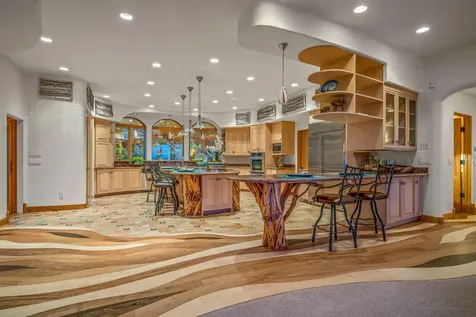 2700 N Valley View Road Ashland OR 97520