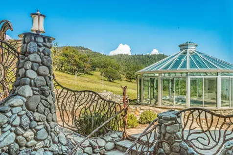 2700 N Valley View Road Ashland OR 97520