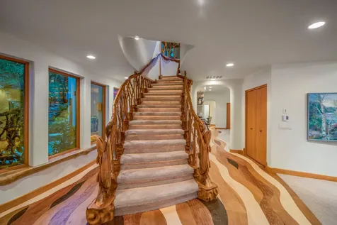 2700 N Valley View Road Ashland OR 97520