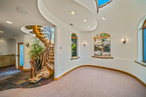 2700 N Valley View Road Ashland OR 97520