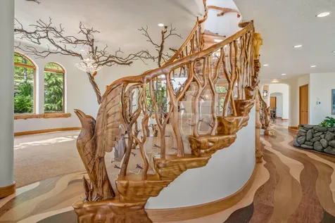 2700 N Valley View Road Ashland OR 97520