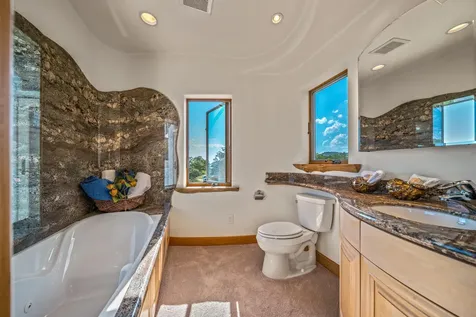 2700 N Valley View Road Ashland OR 97520