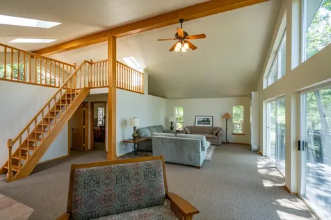 2700 N Valley View Road Ashland OR 97520