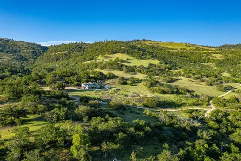 2700 N Valley View Road Ashland OR 97520