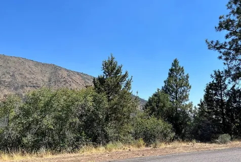 Peregrine Heights Klamath Falls OR 97601