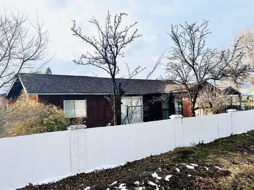 3704 Diamond Street Klamath Falls OR 97601
