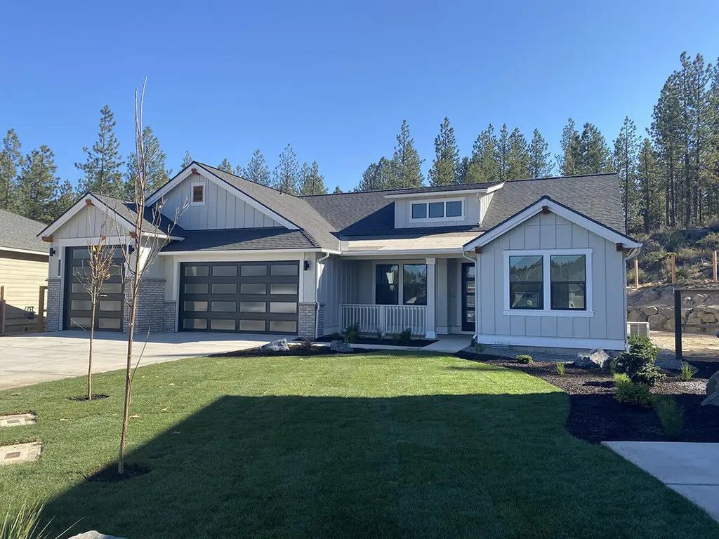 2088 NW Lobinie Court Bend OR 97703