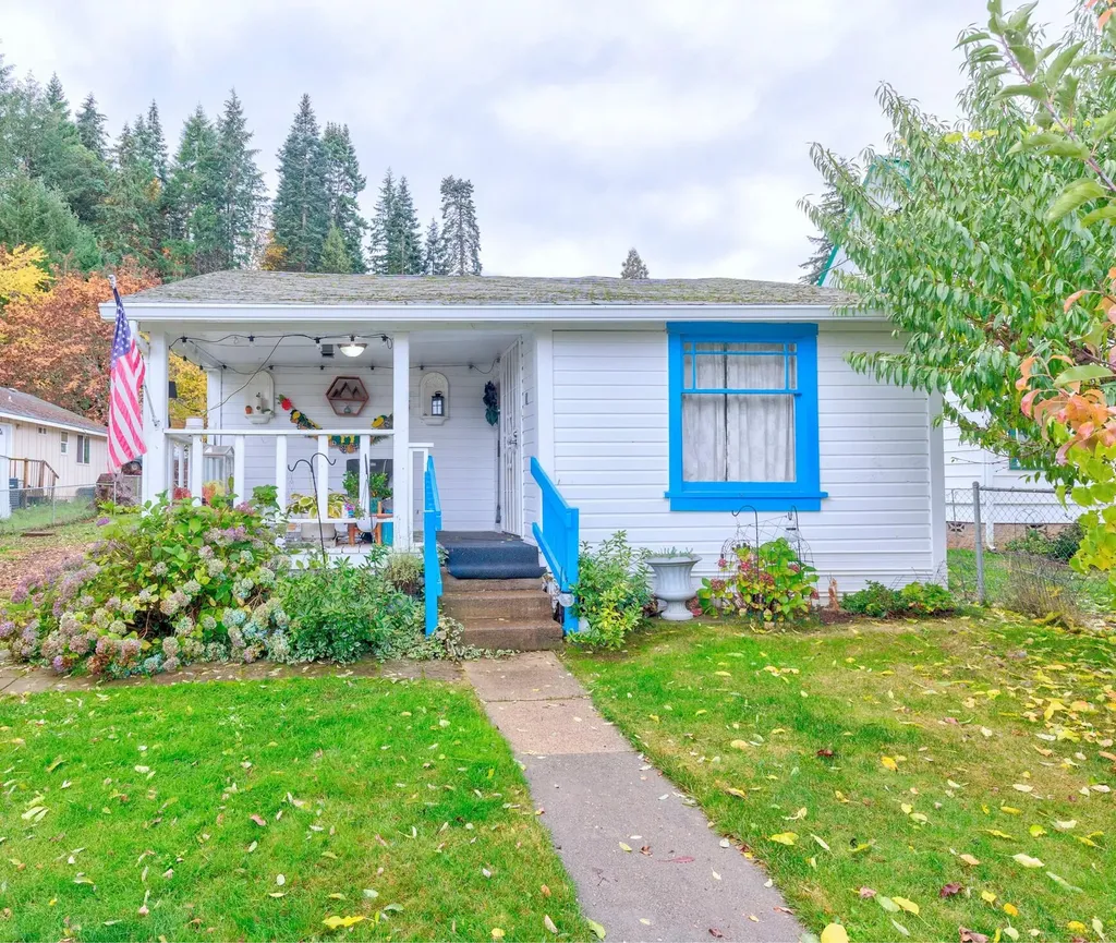 550 Willis Avenue Glendale OR 97442