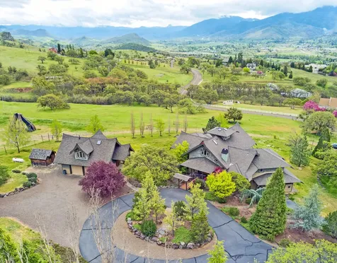 475 Pompadour Drive Ashland OR 97520