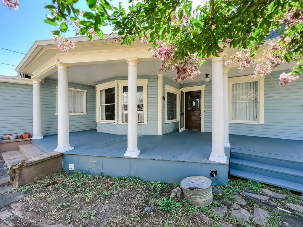 11 Corning Court Medford OR 97504