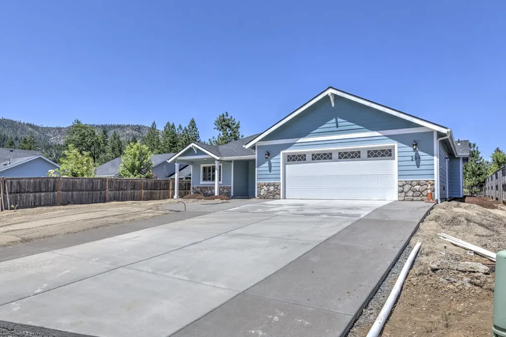 264 Pomeroy View Drive Cave Junction OR 97523