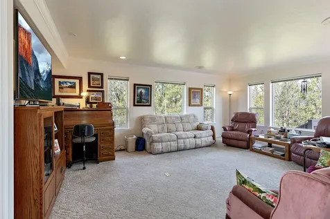 2703 Hammel Road Eagle Point OR 97524