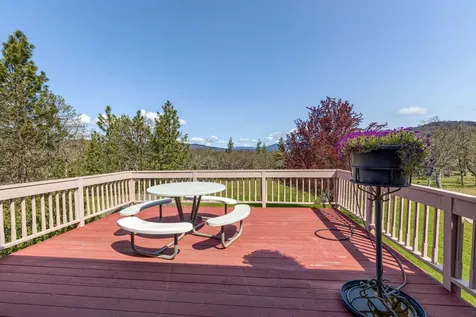 2703 Hammel Road Eagle Point OR 97524