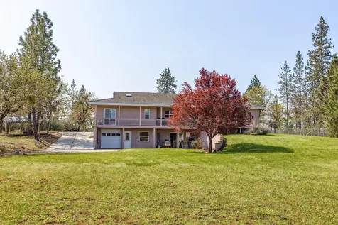 2703 Hammel Road Eagle Point OR 97524