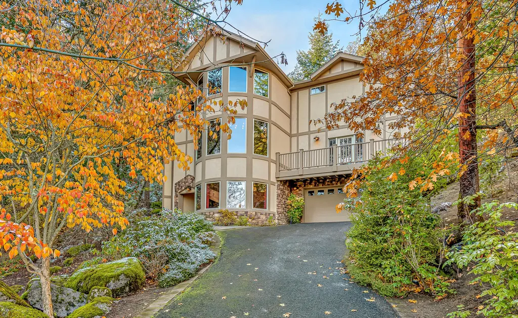 599 Ashland Creek Drive Ashland OR 97520