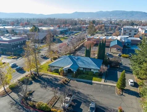 1353 E Mcandrews Road Medford OR 97504