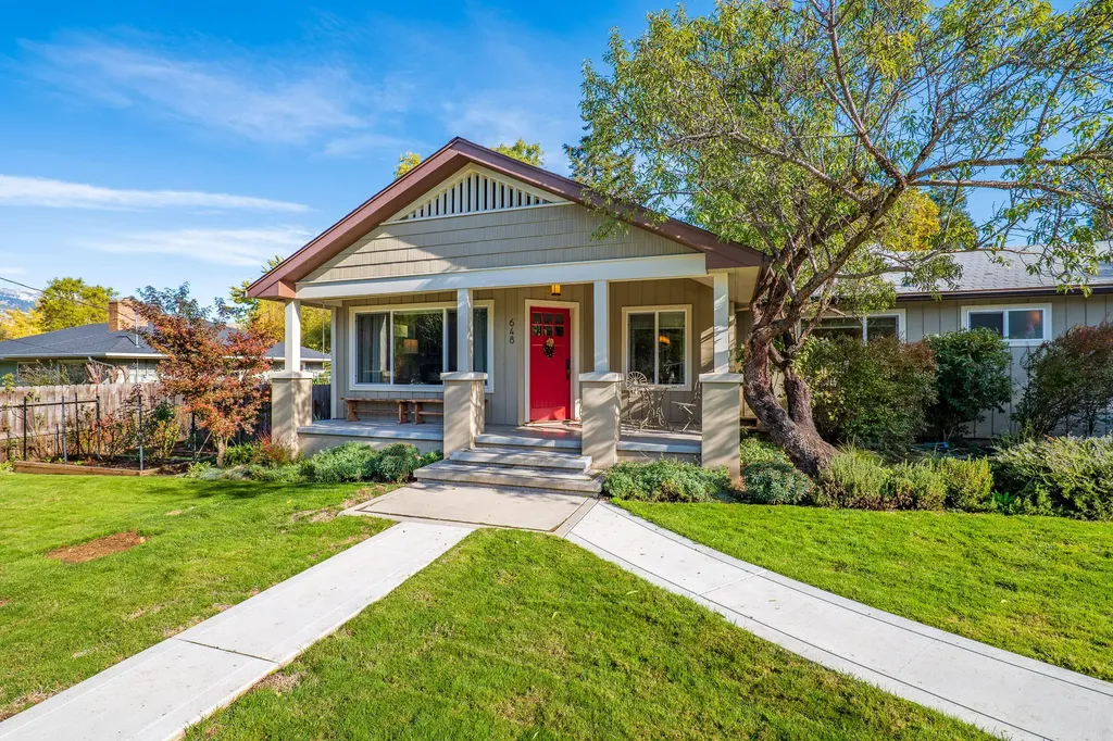 648 Park Street Ashland OR 97520