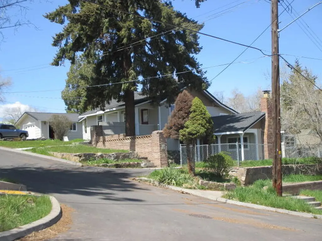 731 Fulton Street Klamath Falls OR 97601