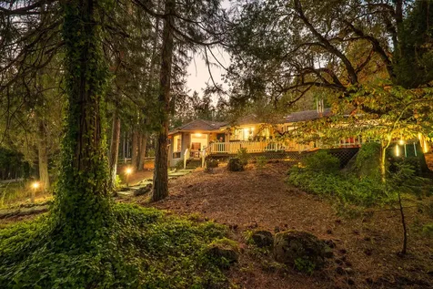 2782/2934 Jumpoff Joe Creek Road Grants Pass OR 97526