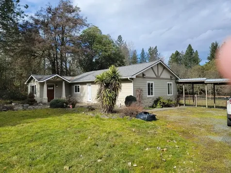 3889 Williams Highway Grants Pass OR 97527