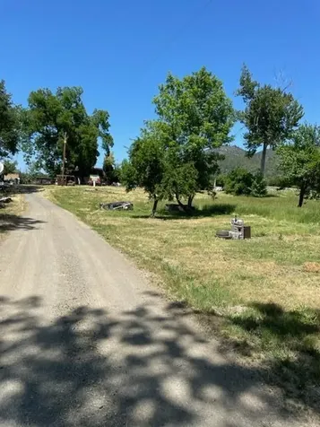 530 Panther Gulch Road Williams OR 97544