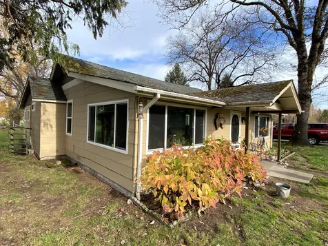 3595 S River Road Grants Pass OR 97527