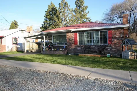 1860 Manzanita Street Klamath Falls OR 97601