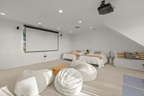 62360 Huntsman Loop Bend OR 97703