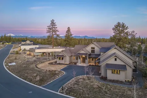 61925 Hosmer Lake Drive Bend OR 97702