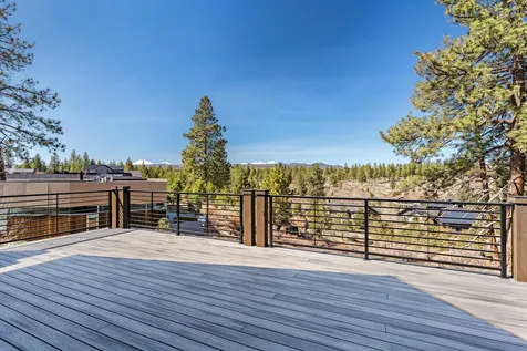 61925 Hosmer Lake Drive Bend OR 97702