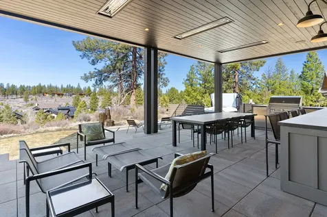 61925 Hosmer Lake Drive Bend OR 97702