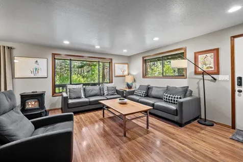 25513 SW Cold Springs Resort Lane Camp Sherman OR 97730