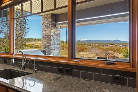 61451 Skene Trail Bend OR 97702