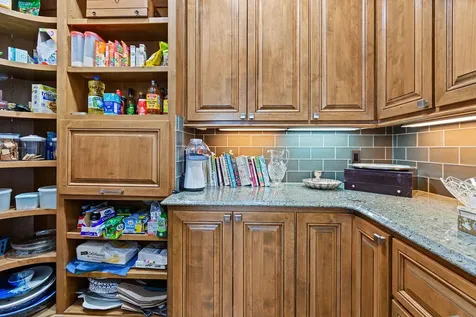 61451 Skene Trail Bend OR 97702