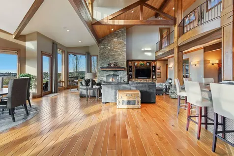 61451 Skene Trail Bend OR 97702