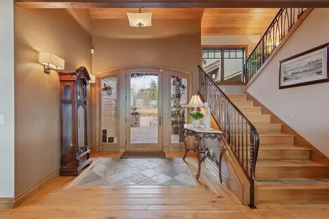 61451 Skene Trail Bend OR 97702