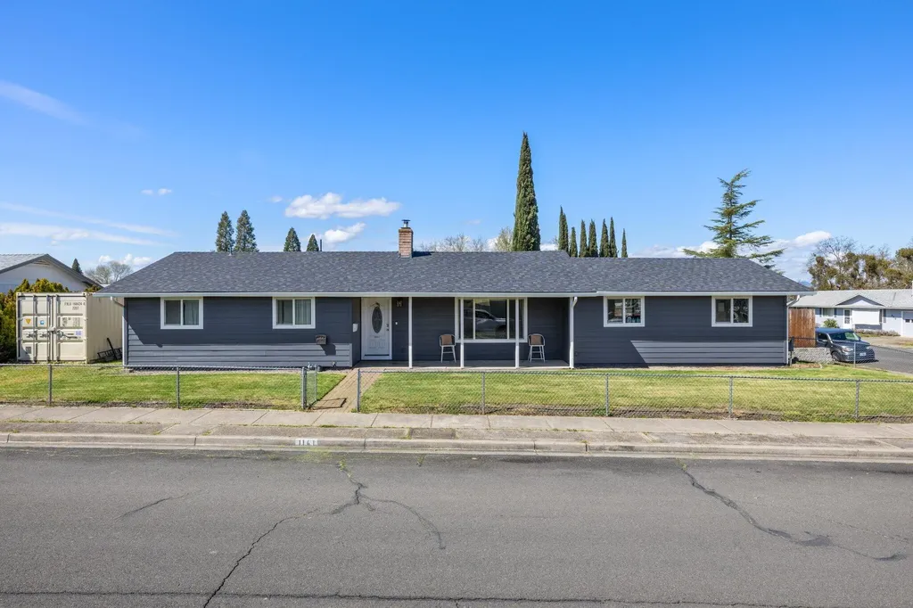1141 Arroyo Drive Central Point OR 97502