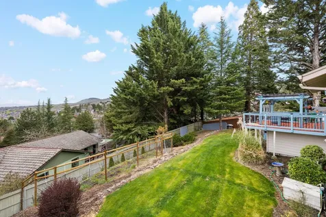 135 San Marcos Drive Medford OR 97504