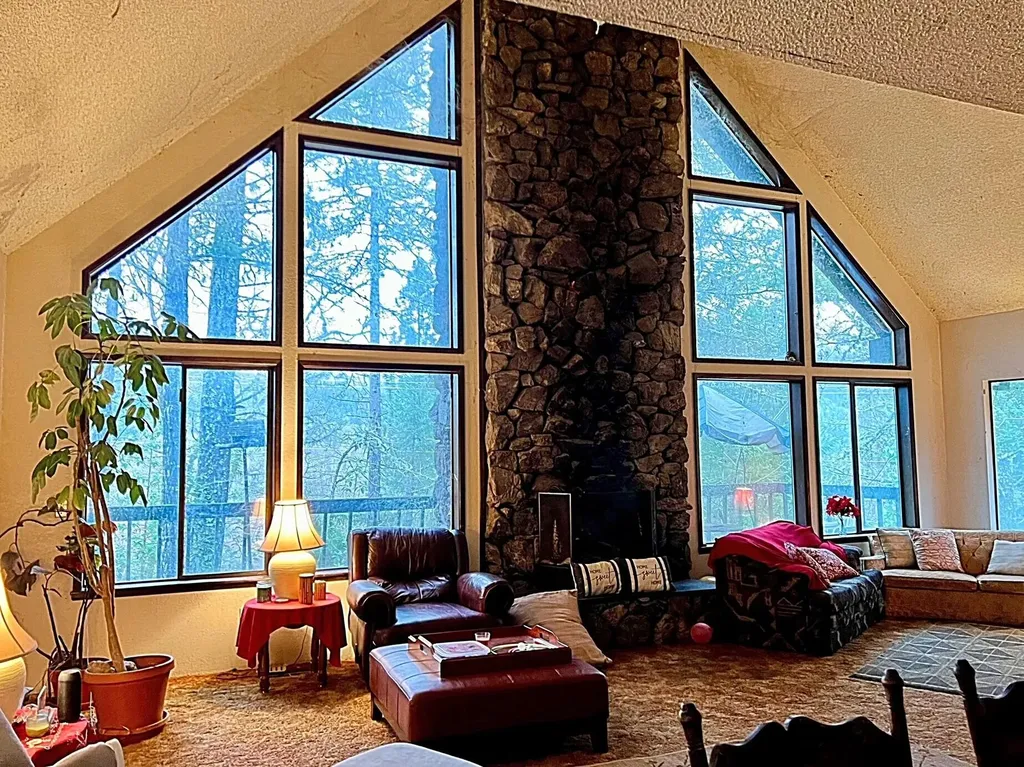 7344 N Applegate Road Grants Pass OR 97527