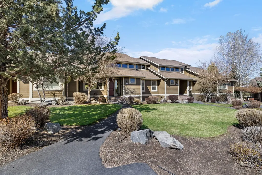 685 Sagebush Circle Redmond OR 97756